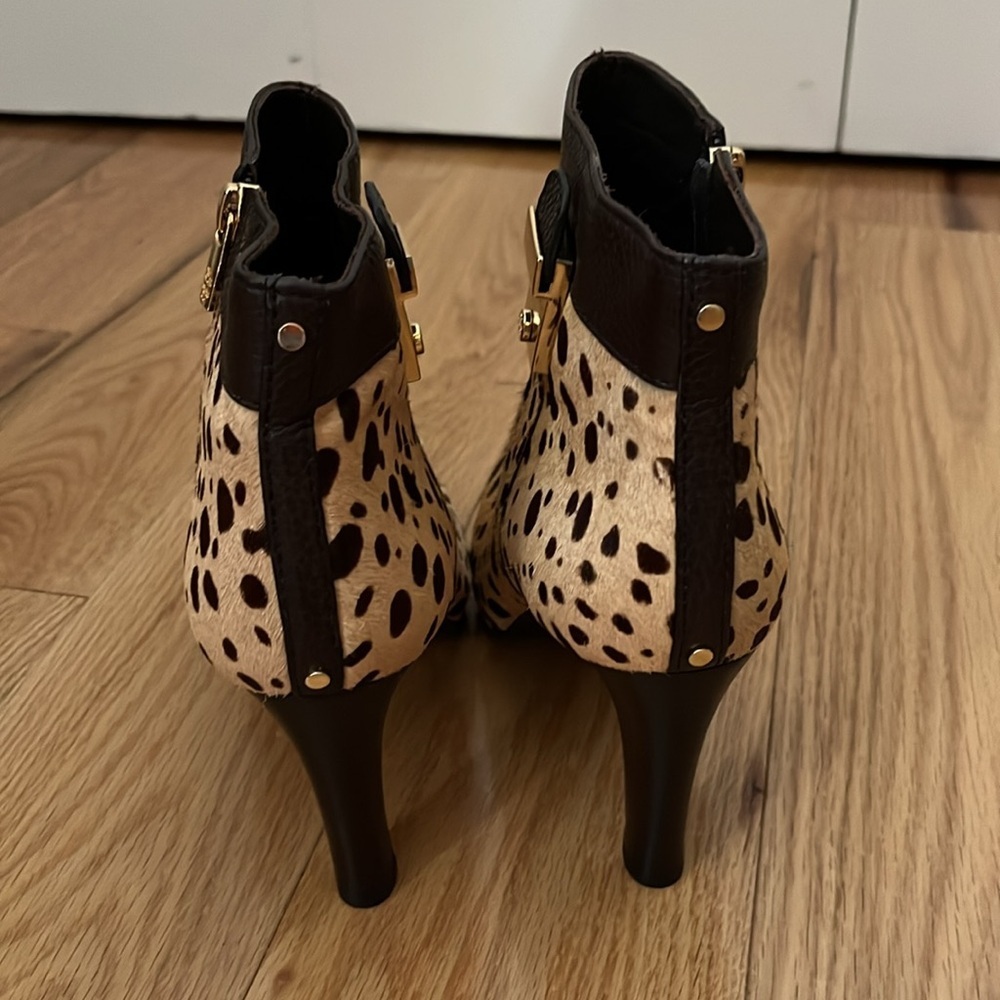 New Tory Burch Calf hair cheetah print Priscilla Boots, size 9 - Picture 8 of 16